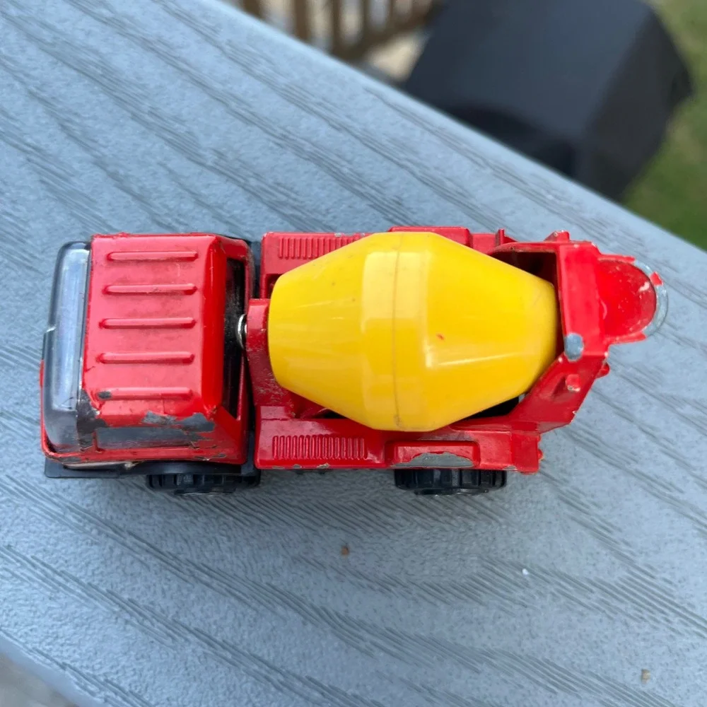 Vintage 1970 Tonka Cement Mixer Truck Red Diecast Made in Japan 3.5 Inch